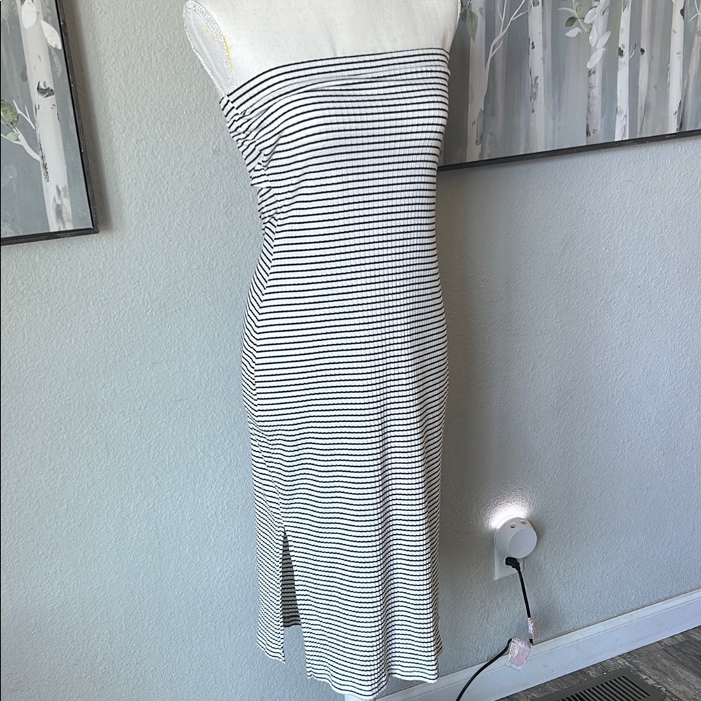 RVCA Black and White Strapless Sheath Dress with Slit